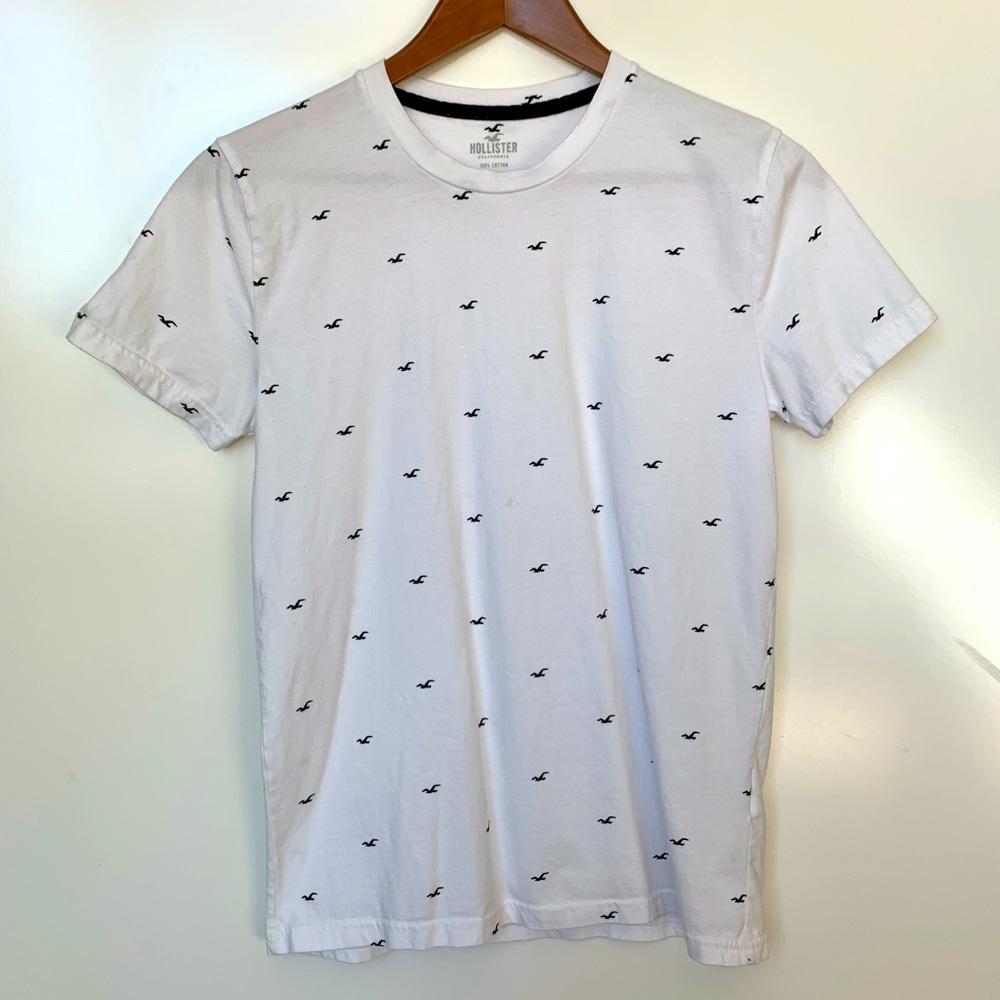 Hollister Tee
